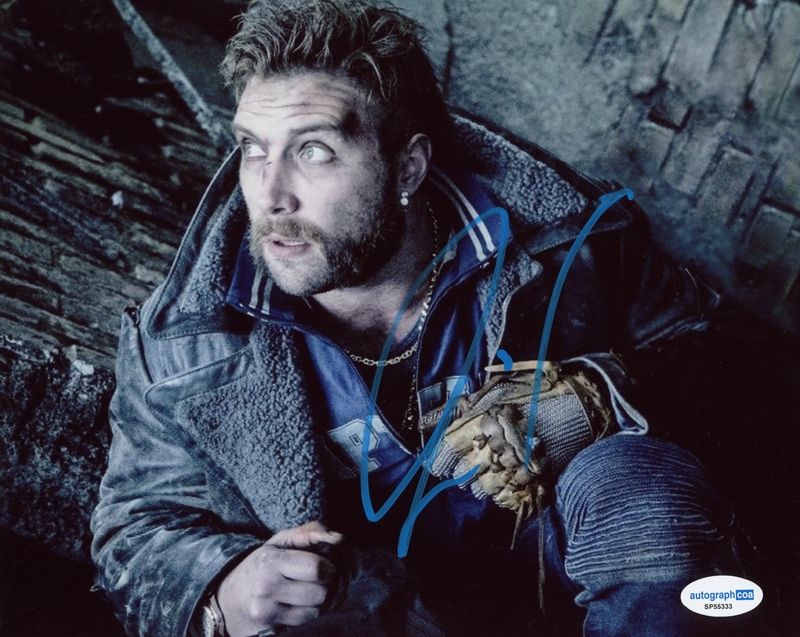Item # 209501 - Jai Courtney "Suicide Squad" AUTOGRAPH Signed 'Boomerang' 8x10 Photo G