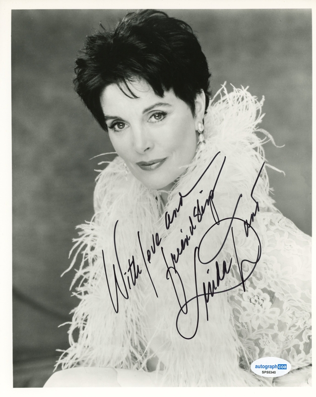 Item # 209497 - Linda Dano "Another World" AUTOGRAPH Signed 'Felicia Gallant' 8x10 Photo