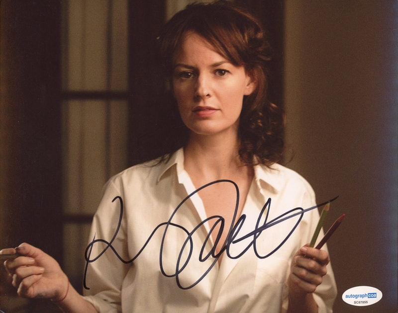 Item # 185294 - Rosemarie DeWitt "Mad Men" AUTOGRAPH Signed 'Midge Daniels' 8x10 Photo B