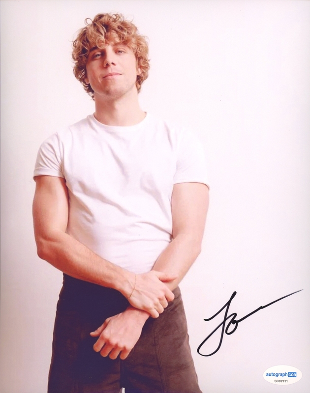 Item # 186260 - Lukas Gage "The White Lotus" AUTOGRAPH Signed Autographed 8x10 Photo C