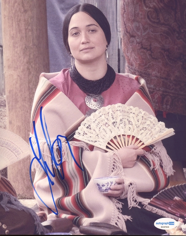Item # 186236 - Lily Gladstone "Killers of the Flower Moon" AUTOGRAPH Signed 8x10 Photo C
