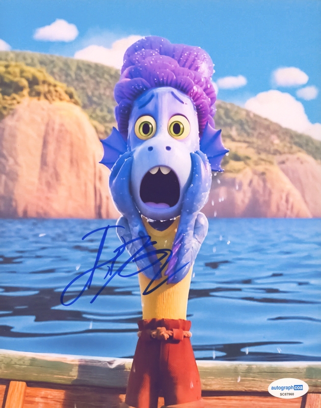 Item # 186211 - Jack Dylan Grazer "Luca" AUTOGRAPH Signed 'Alberto Scorfano' 8x10 Photo B