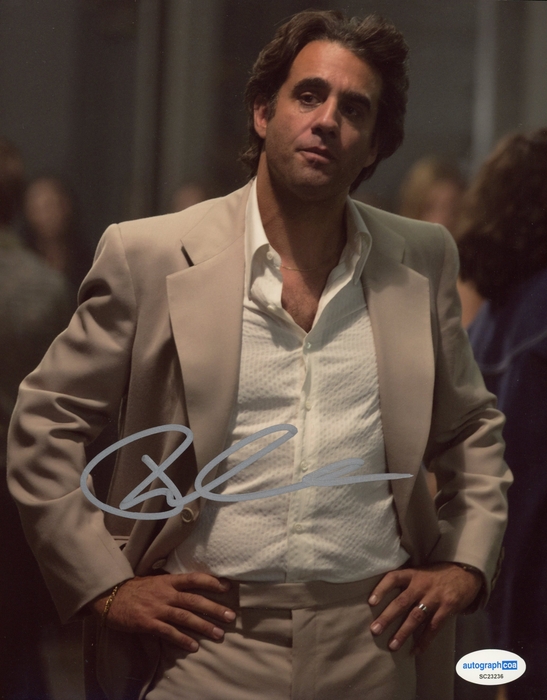 Item # 168144 - Bobby Cannavale "Vinyl" AUTOGRAPH Signed 'Richie Finestra' 8x10 Photo