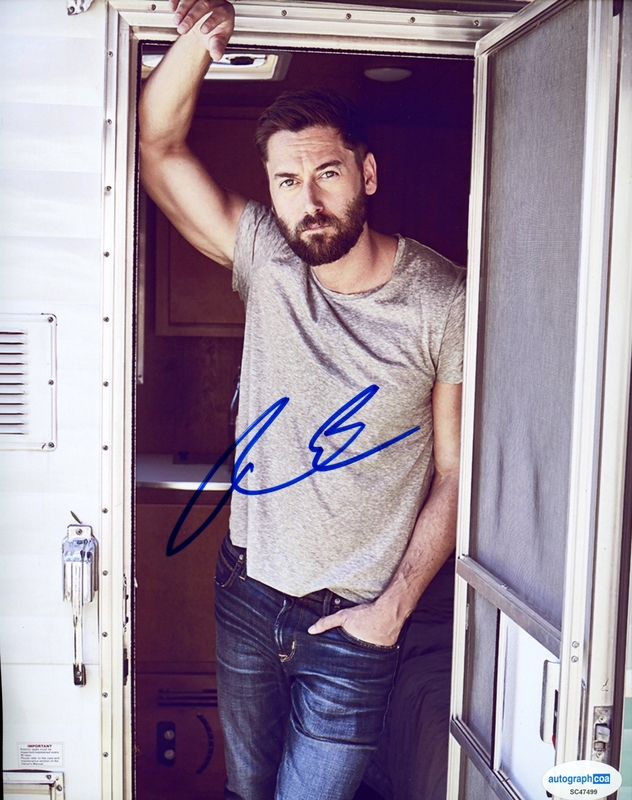 Item # 173368 - Ryan Eggold "The Blacklist" AUTOGRAPH Signed Autographed 8x10 Photo B