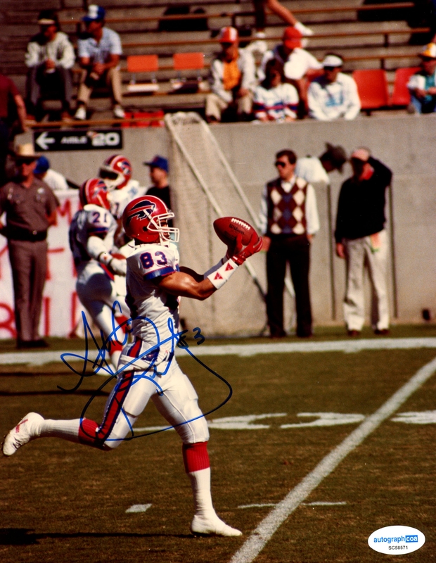 Item # 177619 - Andre Reed AUTOGRAPH Signed Buffalo Bills NFL Football 8x10 Photo