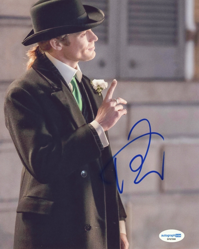 Item # 211284 - Sam Reid "Interview with the Vampire" AUTOGRAPH Signed Lestat 8x10 Photo E