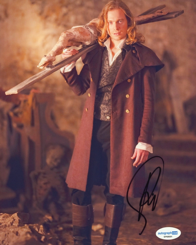 Item # 211287 - Sam Reid "Interview with the Vampire" AUTOGRAPH Signed Lestat 8x10 Photo B