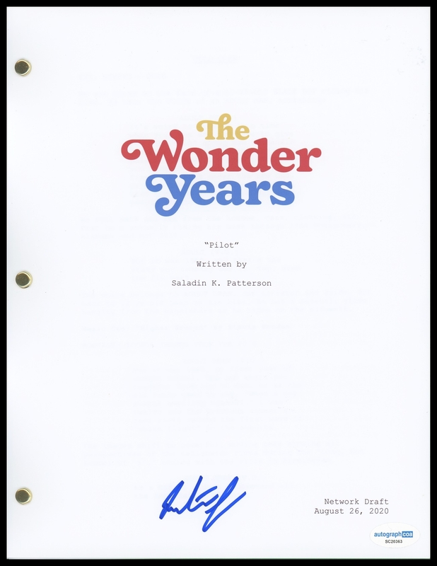 Item # 175800 - Julian Lerner "The Wonder Years" AUTOGRAPH Signed Full Pilot Episode Script