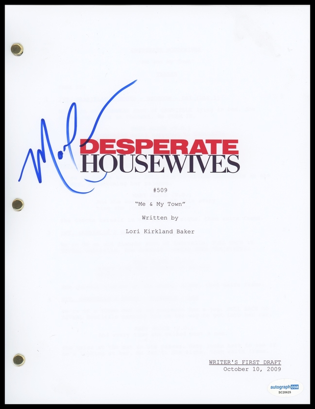 Item # 176185 - Marcia Cross "Desperate Housewives" SIGNED 'Me & My Town' Episode Script