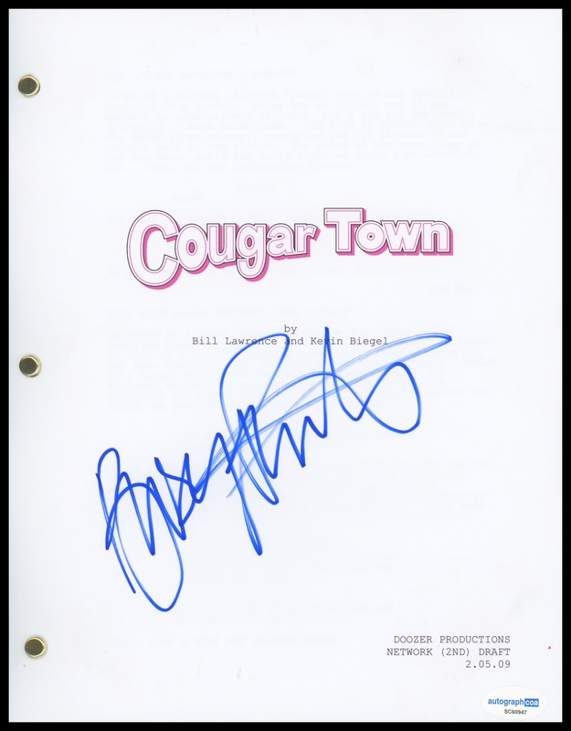 Item # 182915 - Busy Philipps "Cougar Town" AUTOGRAPH Signed Complete Pilot Episode Script