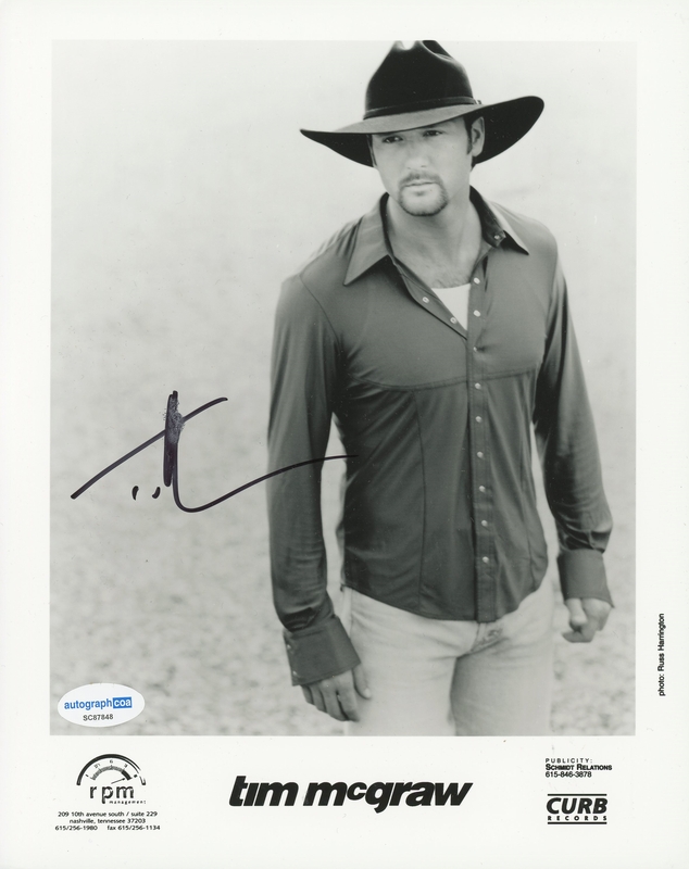 Item # 186863 - Tim McGraw "The Cowboy in Me" Singer AUTOGRAPH Signed 8x10 Photo C
