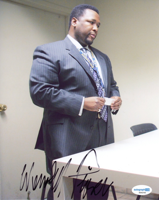 Item # 195102 - Wendell Pierce "The Wire" AUTOGRAPH Signed 'Det Bunk Moreland' 8x10 Photo B