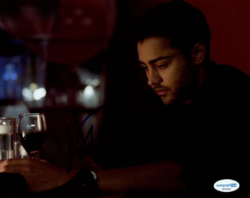 Item # 197325 - Manish Dayal "The Hundred-Foot Journey" AUTOGRAPH Signed 'Hassan' 8x10 Photo B