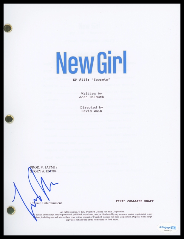 Item # 198930 - Lamorne Morris "New Girl" AUTOGRAPH Signed Full 'Secrets' Episode Script