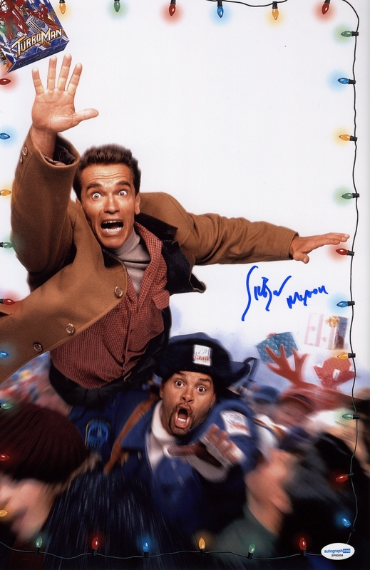 Item # 202827 - Sinbad "Jingle All the Way" AUTOGRAPH Signed 'Myron' 12x18 Poster Photo