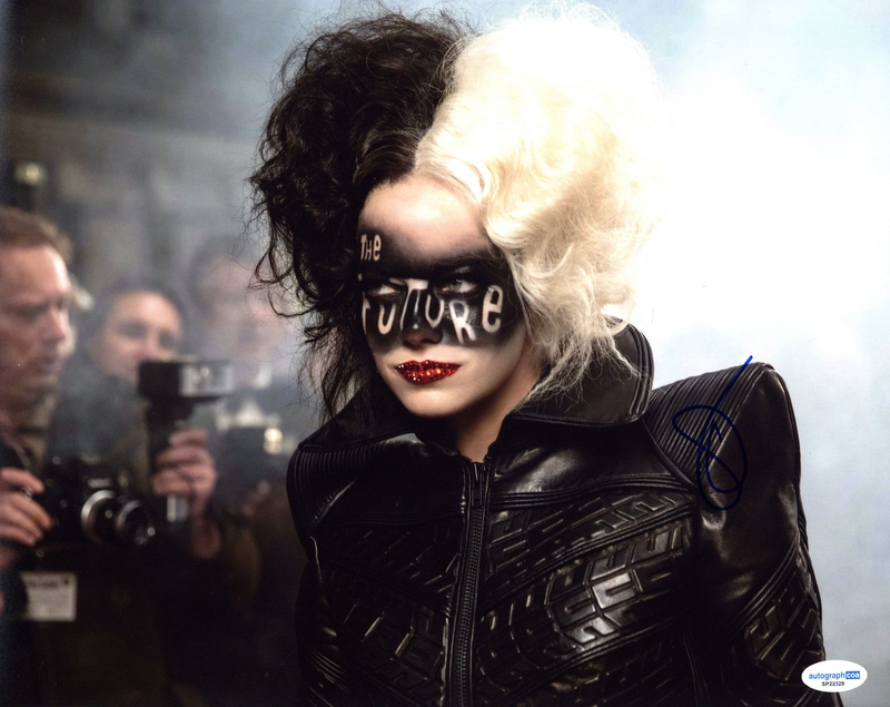 Item # 204051 - Emma Stone "Cruella" AUTOGRAPH Signed Autographed 11x14 Photo