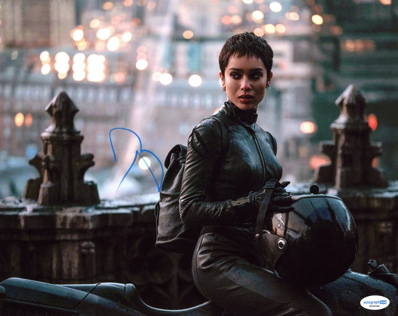 Item # 204052 - Zoe Kravitz "The Batman" AUTOGRAPH Signed 'Selina Kyle' 11x14 Photo