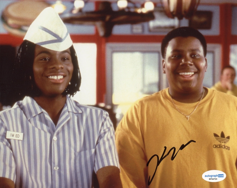 Item # 209990 - Kenan Thompson "Good Burger" AUTOGRAPH Signed 'Dexter Reed' 8x10 Photo G