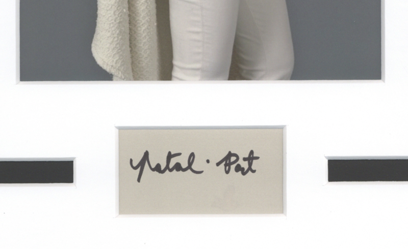 Item # 206213 - Star Wars Natalie Portman Autograph 11x14 Framed Poster Photo ACOA