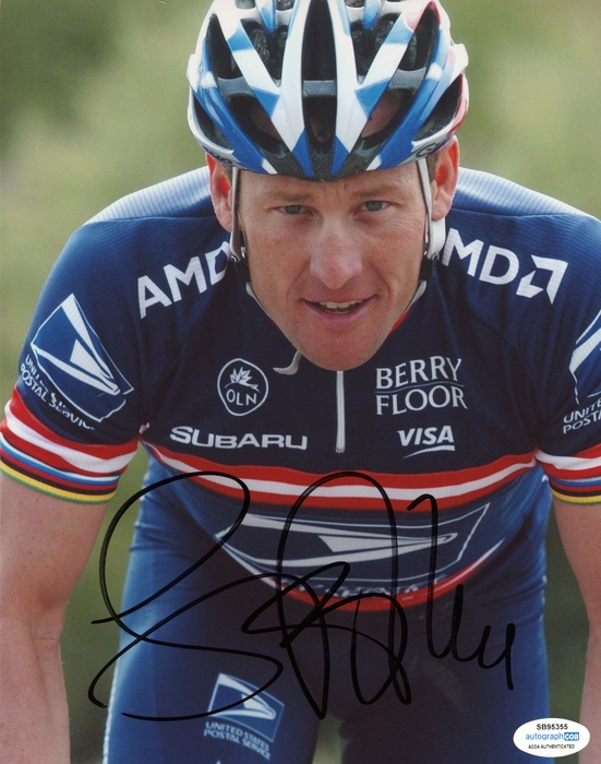 Item # 165572 - Lance Armstrong AUTOGRAPH Signed Tour de France Cycling 8x10 Photo