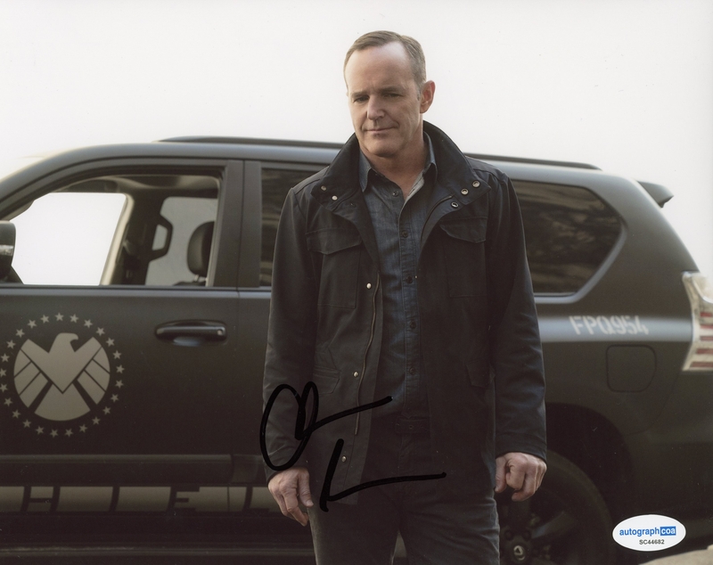 Item # 181457 - Clark Gregg "Agents of SHIELD" Autograph SIGNED 'Phil Coulson' 8x10 Photo C