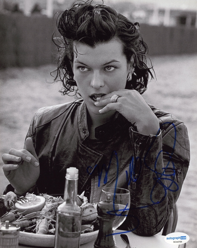 Item # 181544 - Milla Jovovich "Resident Evil" AUTOGRAPH Signed Autographed 8x10 Photo