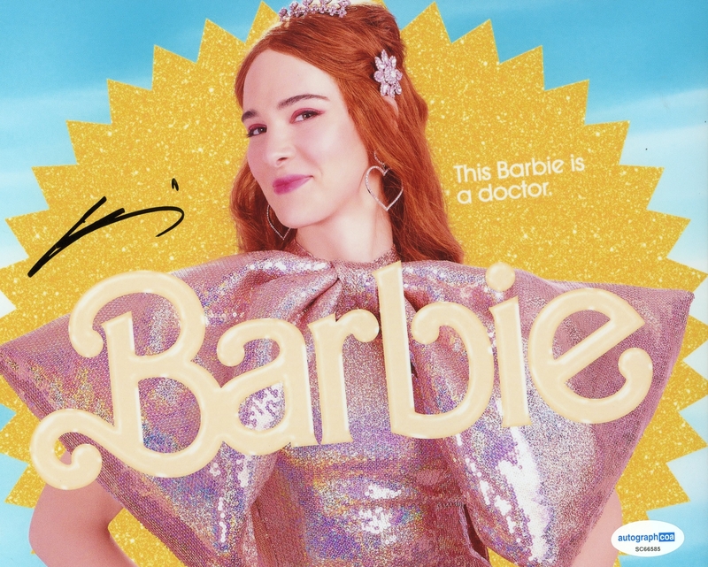 Item # 182031 - Hari Nef "Barbie" AUTOGRAPH Signed Autographed 8x10 Photo