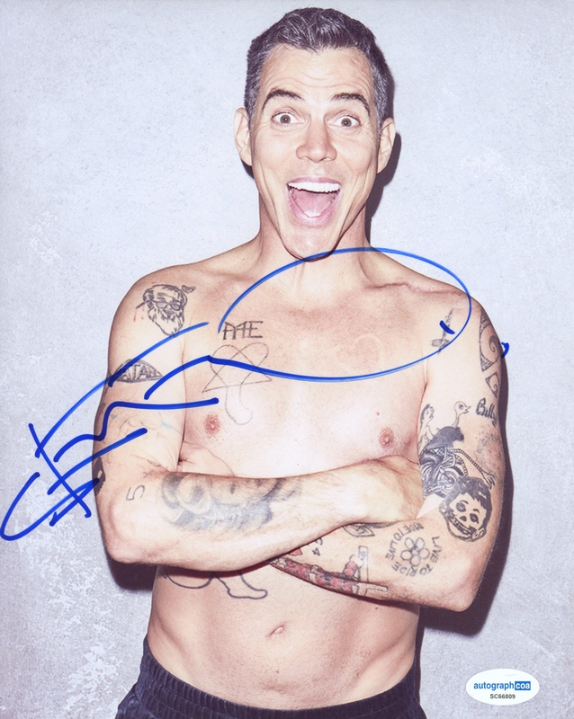 Item # 182230 - Steve-O "Jackass" AUTOGRAPH Signed Autographed 8x10 Photo