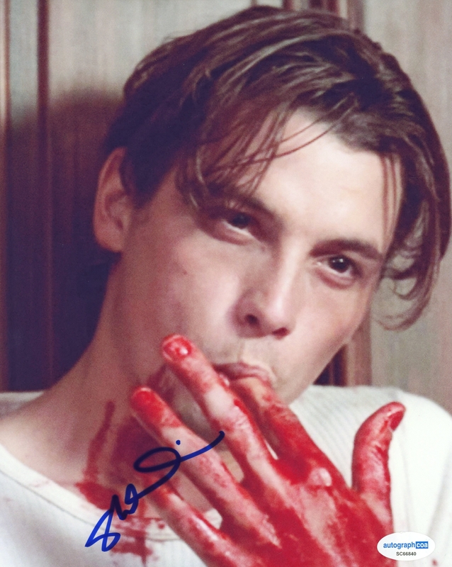 Item # 182261 - Skeet Ulrich "Scream" AUTOGRAPH Signed 'Billy Loomis' 8x10 Photo