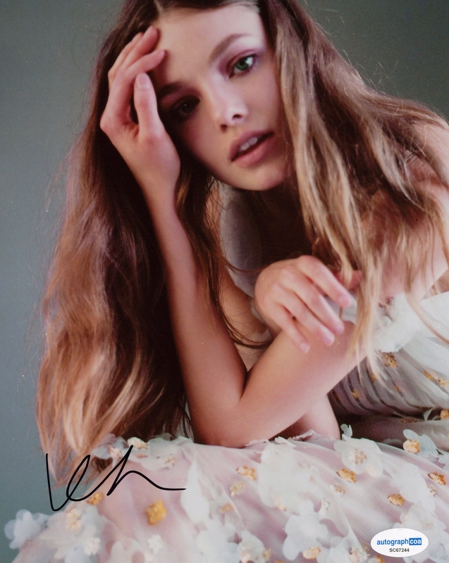 Item # 183661 - Kristine Froseth "Looking for Alaska" AUTOGRAPH Signed 8x10 Photo B