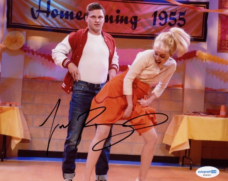 Item # 183887 - Jon Rudnitsky "Saturday Night Live" AUTOGRAPH Signed 'SNL' 8x10 Photo