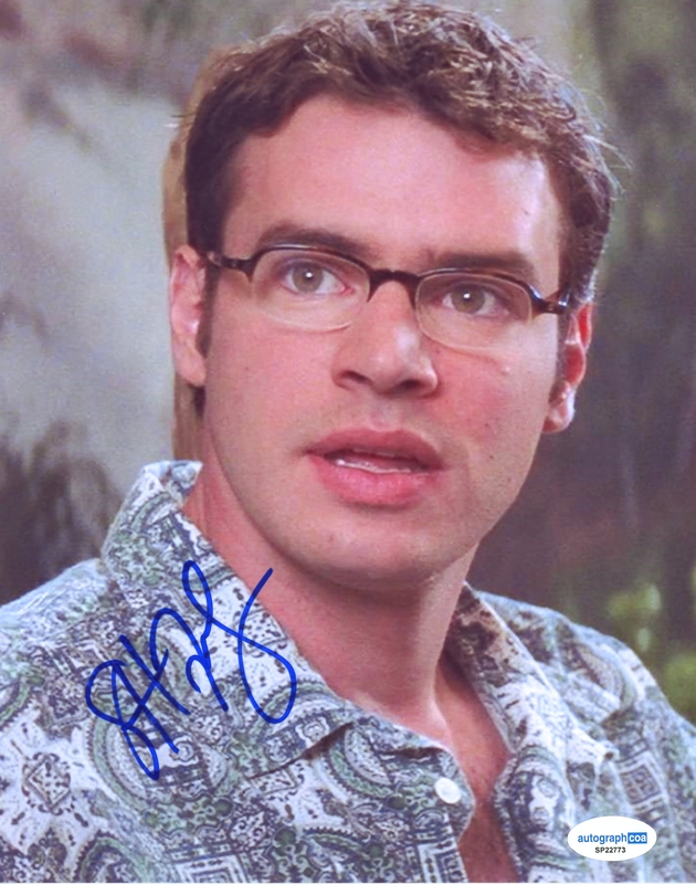 Item # 203737 - Scott Foley "Scream 3" AUTOGRAPH Signed 'Roman Bridger 8x10 Photo